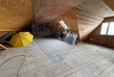 Casă cu 6 camere cu Teren 1263 Mp în Dărmănești - 33