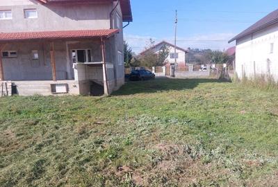 Casă cu 4 camere în Central - 2