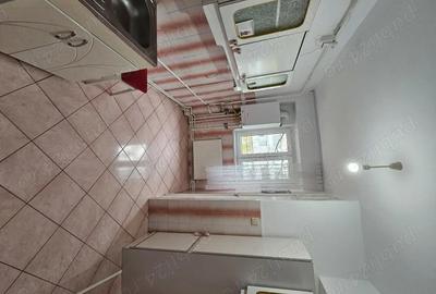 Apartament cu 3 camere decomandat în Central - 16