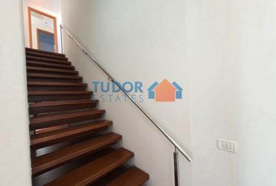 Duplex Penthouse 2 Bedroom Apartment with 50 sqm terraces next to Heratsrau Duplex Penthouse 2 Bedroom Apartment with 50 sqm terraces next to Heratsrau - 10