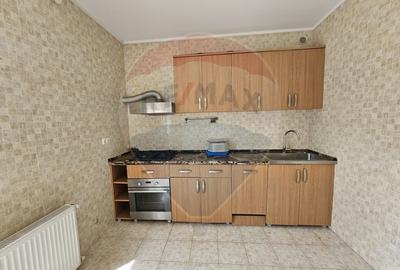 Vila cu 5 camere de vanzare Mangalia/zona Central - 11