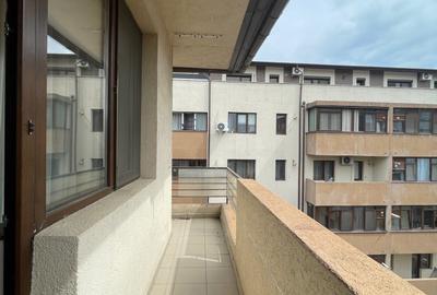 Apartament cu 3 camere decomandat, mobilat în Rahova - 10