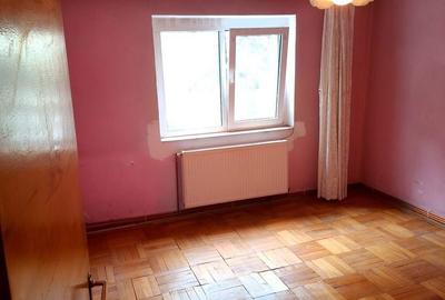 Apartament cu 2 camere decomandat în Central - 1