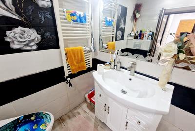 Casa la sol cu 3 camere + pod circulabil, complet renovata zona Anda, Constanta - 13