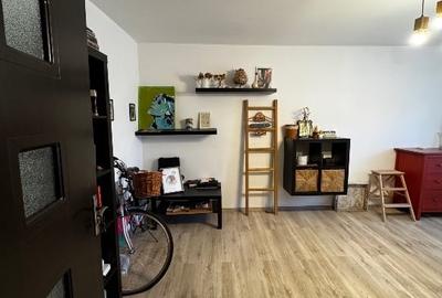 Garsonieră decomandată, mobilată în Tei - 4