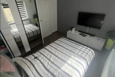 Apartament cu 3 camere decomandat în Astra - 1