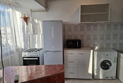 Inchiriez apartament cu o camera in zona ultimul leu - 3