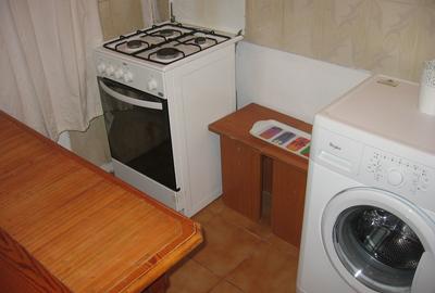 Apartament cu 2 camere decomandat în 1 Mai - 8