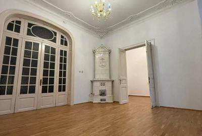 Spatiu comercial 2 sau 3 camere Ultracentral Exclusiv Birouri Parter - 1