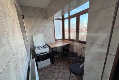 Apartament cu 4 camere decomandat în Central - 5