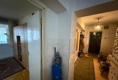 Apartament 3 camere,decomandat,etaj 1, Zona Balcescu - 9