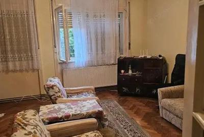Casă cu 5 camere cu Teren 780 Mp în Gării - 11