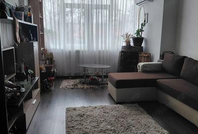 Apartament 2 cam Tiglina 2, etaj 2/4 ,pozitie excelenta - 3