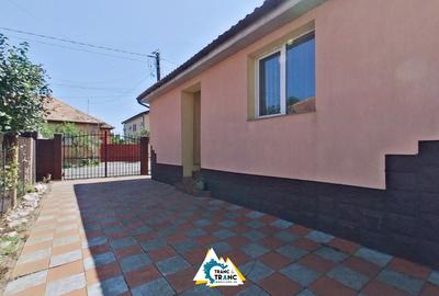 Oportunitate unică – casă cu 5 camere de vânzare în Arad, cartier Grădiște - 2