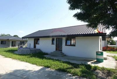 Casa cu 3 camere, de vanzare, in Tau?ii Magherau? - 2