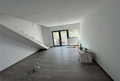 Casă cu 3 camere cu Teren 200 Mp în Central - 8