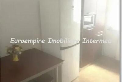 Casă cu 5 camere cu Teren 200 Mp în Faleza Nord - 1