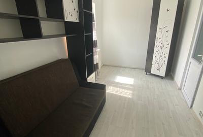 Apartament cu 2 camere semidecomandat, mobilat în Alexandru cel Bun - 2