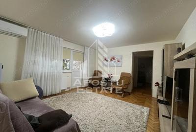 Apartament cu 3 camere, 2 bai,etajul 1, centrala ,renovat,Dambovita - 11