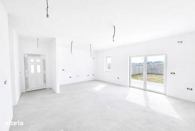 Casă cu 3 camere în Urseni - 7