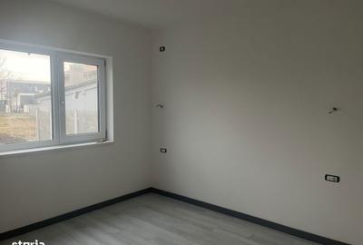 Casă cu 3 camere cu Teren 300 Mp în Dumbrăvița - 5