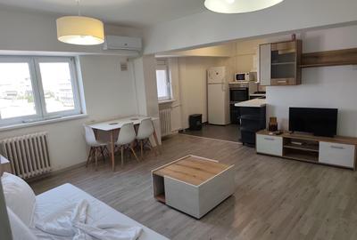 Apartament cu 3 camere decomandat în P-ța Universității