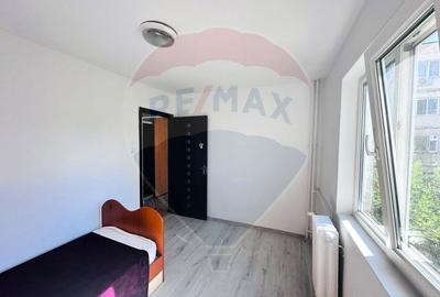 Apartament Renovat, Luminos - sector 4 - 9