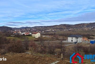 Casă cu 6 camere cu Teren 561 Mp în Central - 3