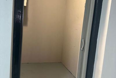 Spațiu comercial, de 80 mp, în Florilor - 6