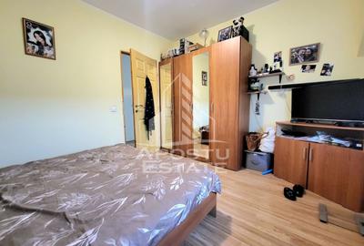 Apartament cu 3 camere decomandat, mobilat în Lipovei