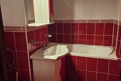 Apartament cu 3 camere decomandat în Central - 4