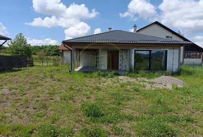 Casă individuală cu 3 camere cu Teren 600 Mp în Solovăstru - 11