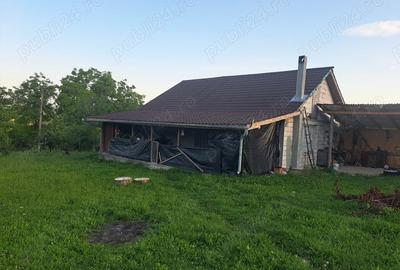 Casa de vanzare la ?ara