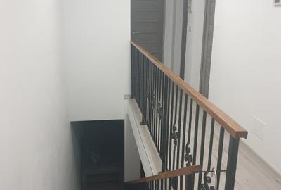 Casă cu 4 camere cu Teren 493 Mp în Central - 8