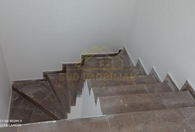 CASA-VILA P+1+POD-CENTRU PRIMARIE CASA-VILA P+1+POD-CENTRU PRIMARIE - 30