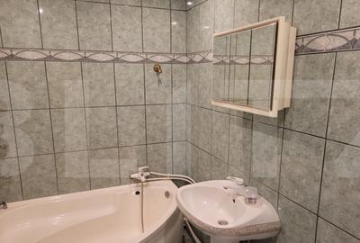 Apartament 2 camere, 60 mp, zona Miorita - 3