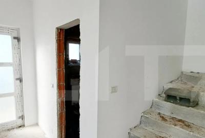 Casă cu 5 camere cu Teren 400 Mp în Central - 3