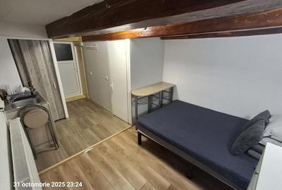 Garsonieră decomandată în Centrul Istoric - 2