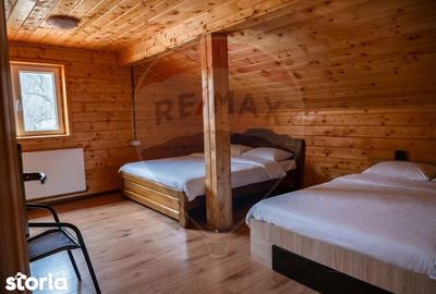 Casă cu Teren 3300 Mp în Iara - 2