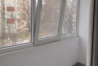 Apartament cu 2 camere decomandat în Rahova - 3