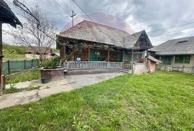 Casă individuală cu 2 camere cu Teren 1304 Mp în Rozavlea - 9