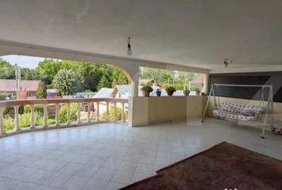 Casă cu 7 camere cu Teren 1000 Mp în Dragomirești - 4