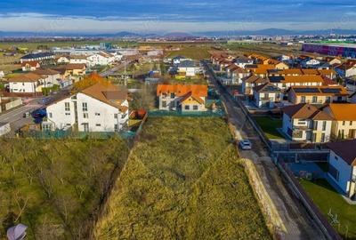 Teren intravilan 885mp de vanzare in Ghimbav Cartierul Florilor - 2