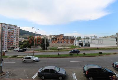 Spatiu Comercial Central-Stradal Comision 0 Spatiu Comercial Central-Stradal Comision 0 - 10