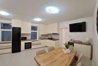 Casă cu 4 camere cu Teren 250 Mp în Central - 3