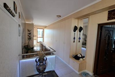 PENTHOUSE LUX - LOCATIE EXCELENTA -VIEW SUPERB - TERASA AMENAJATA 300 MP - 25