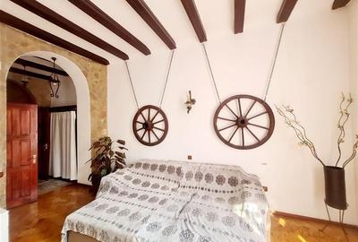 Preluare afacere pensiune administrare in regim turistic, Centrul Istoric - 17