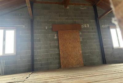 RECO casa Inand la rosu cu teren imens - 6