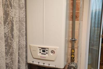 Garsoniera in zona centrala, etaj 3, cu centrala termica proprie - 5