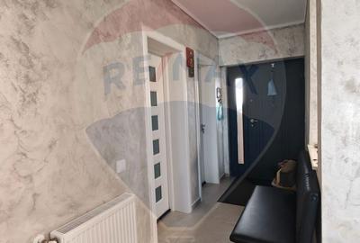 Casă cu 4 camere cu Teren 220 Mp în Sânpetru - 16